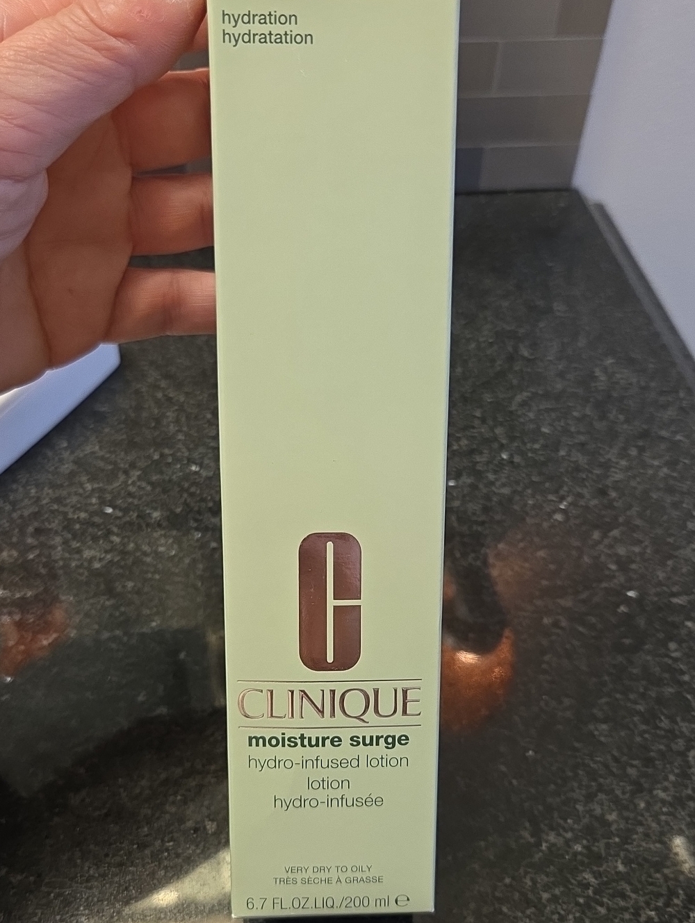 Clinique Moisture Surge Lotion - Picture 2 of 3